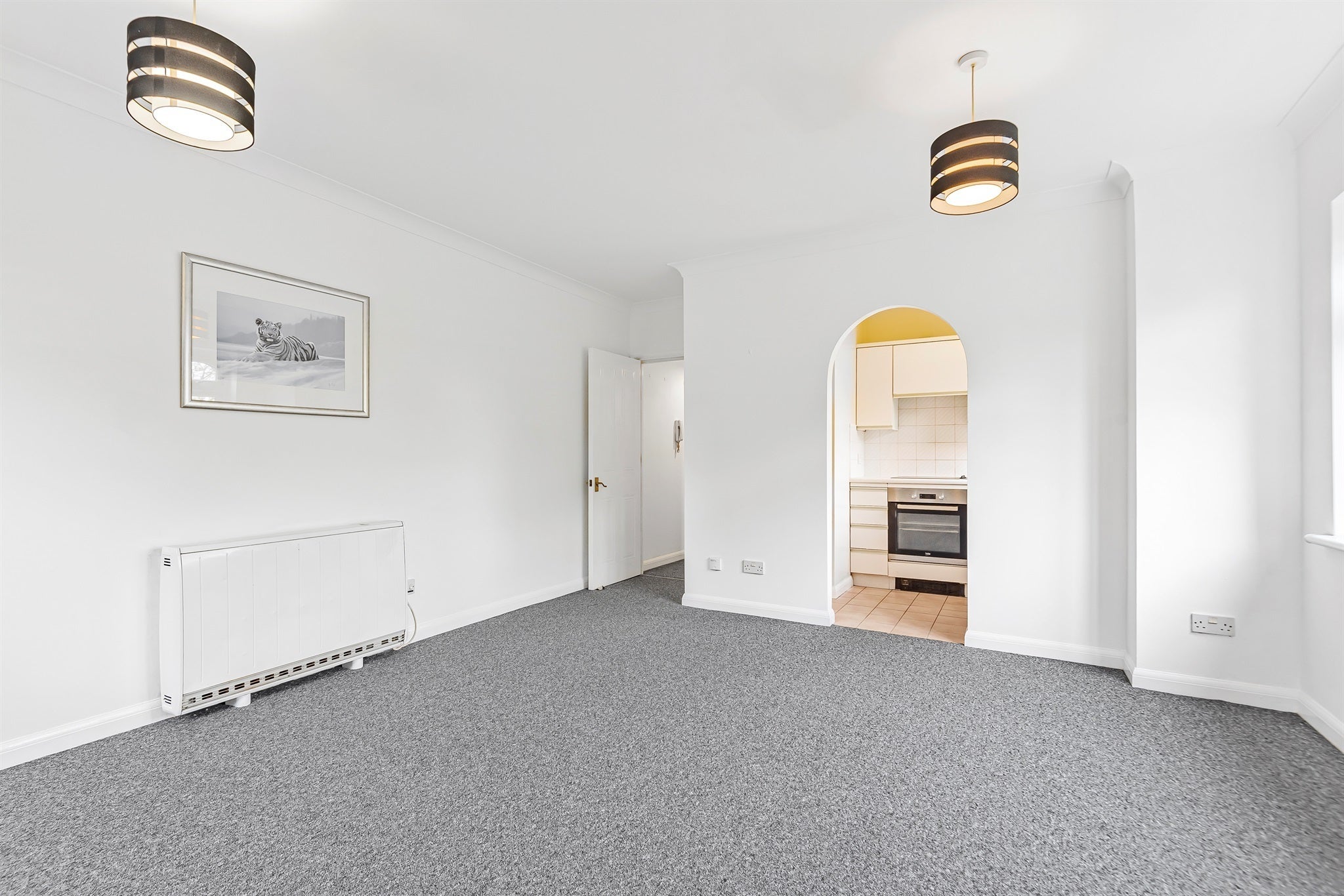 Flat St Mark's Crescent in Maidenhead
