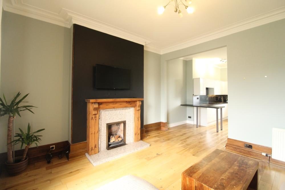 Flat Sycamore Place in Upper Cwmbran