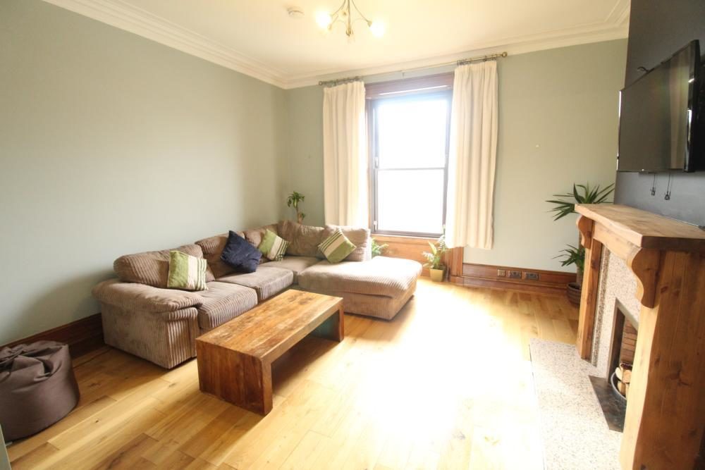 Flat Sycamore Place in Upper Cwmbran