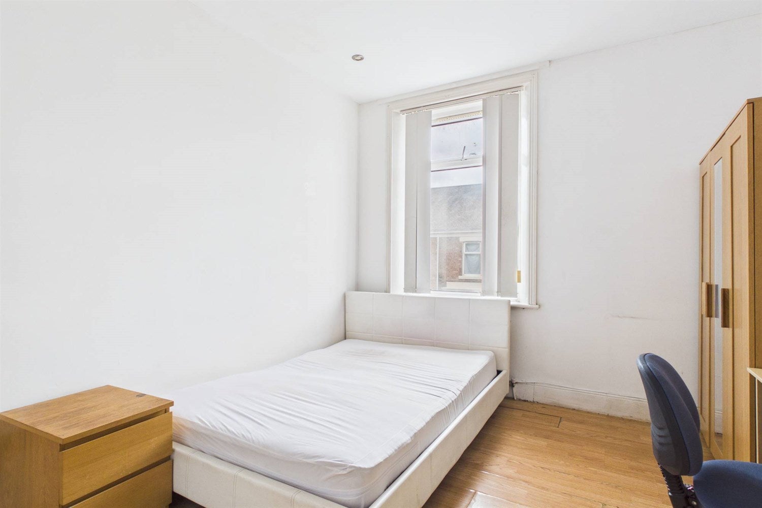 Room Stanton Street in Newcastle upon Tyne
