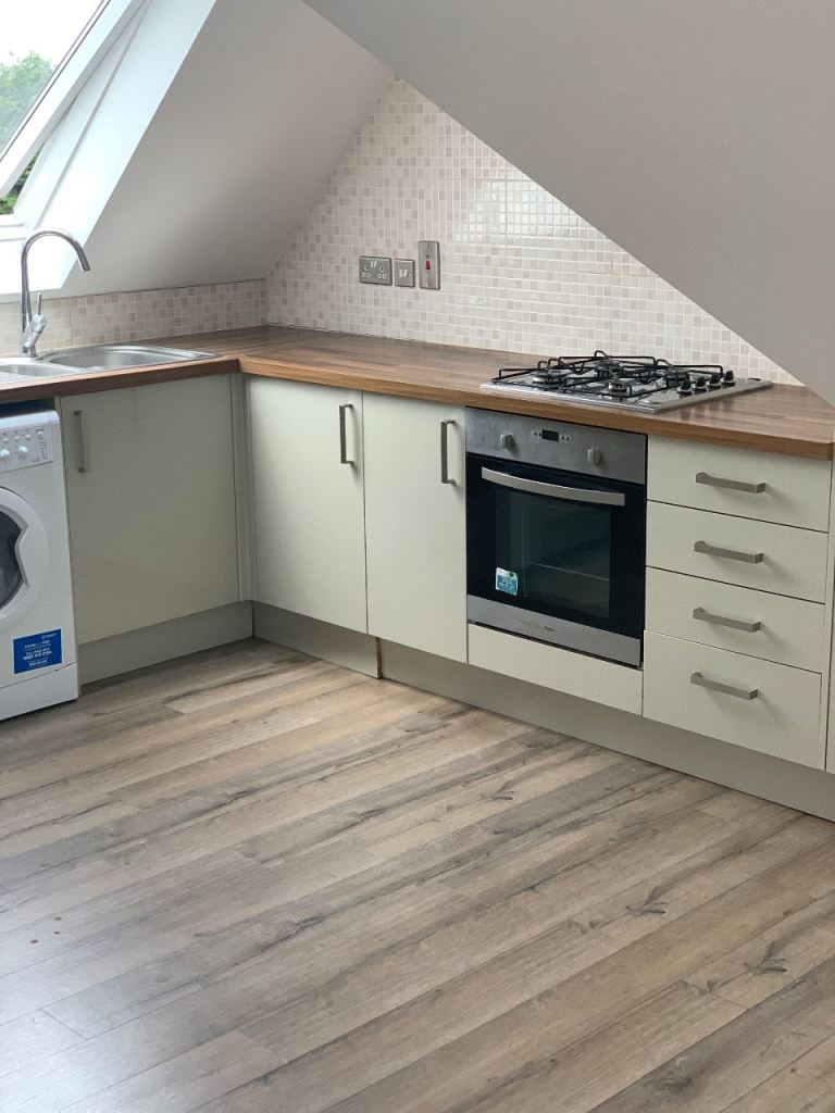 Flat Marlow Road in High Wycombe