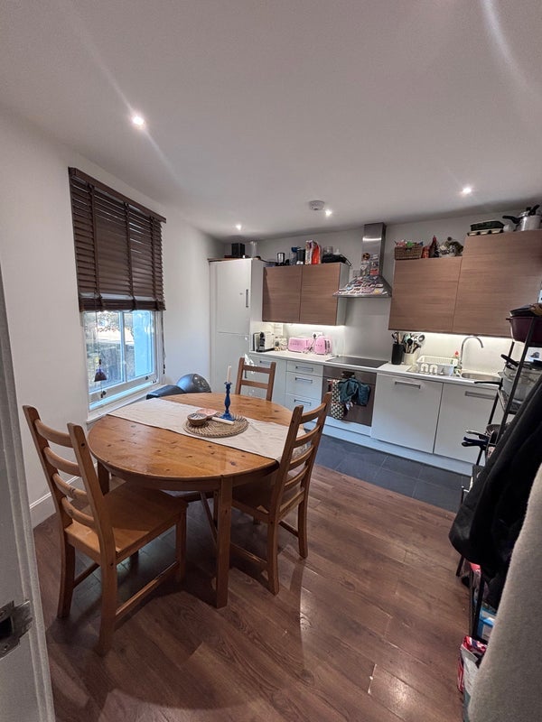 Room Cephas Avenue in Greater London