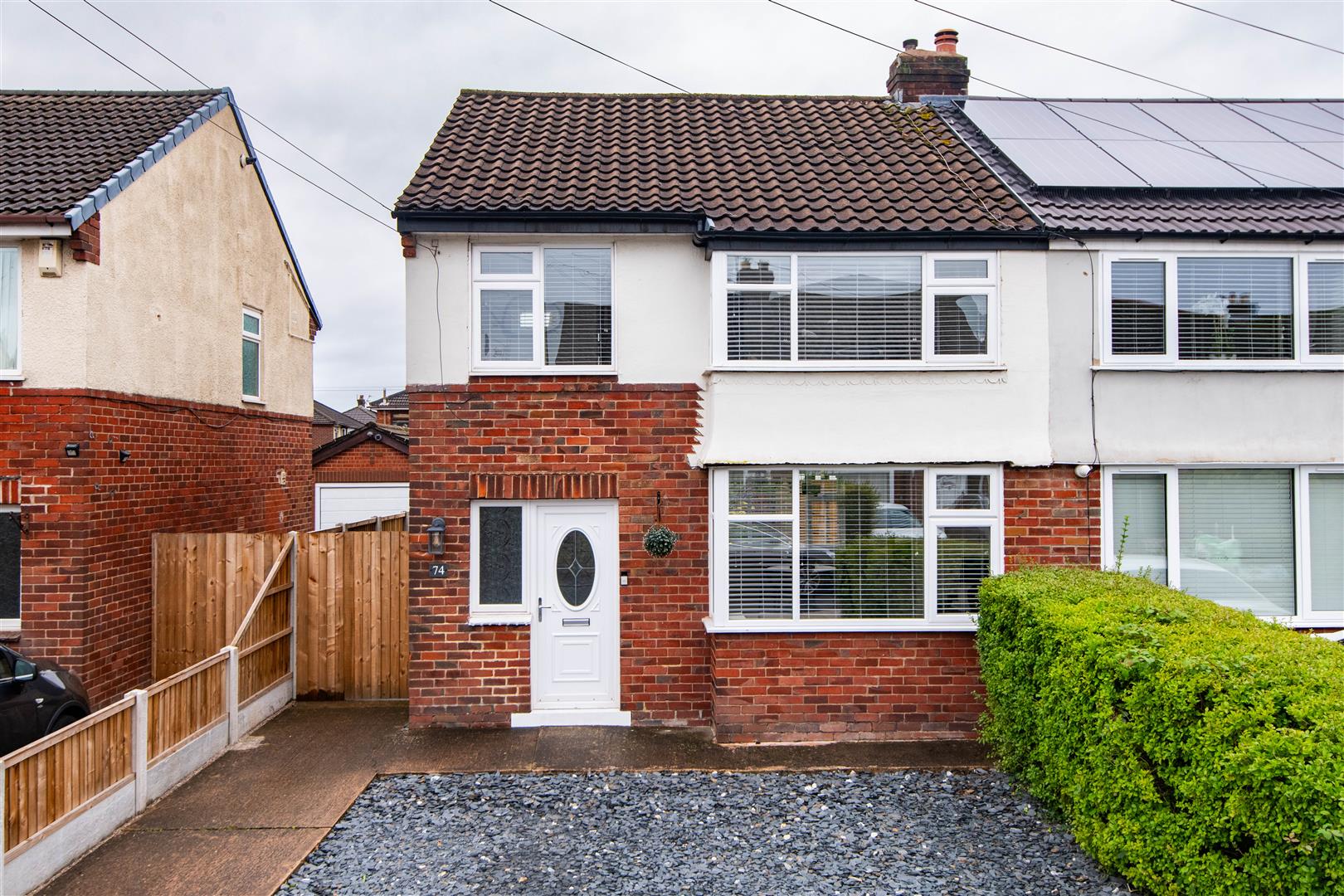 House Laburnum Avenue in Preston