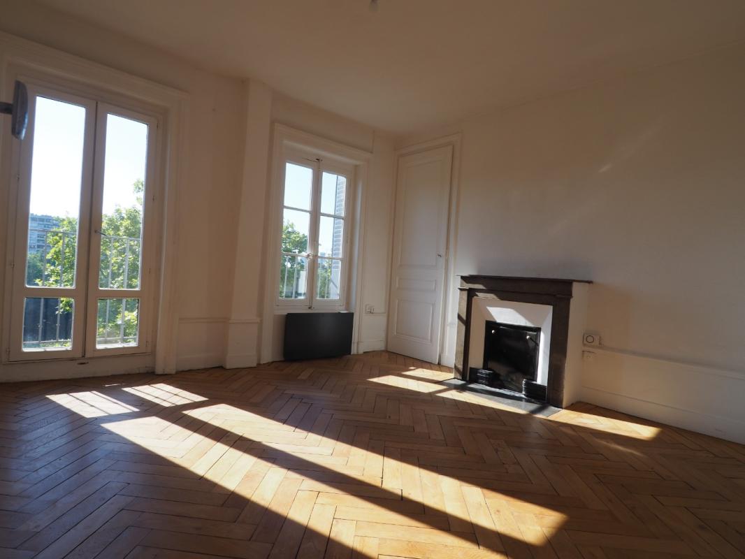 Flat Cours d'Herbouville in Lyon