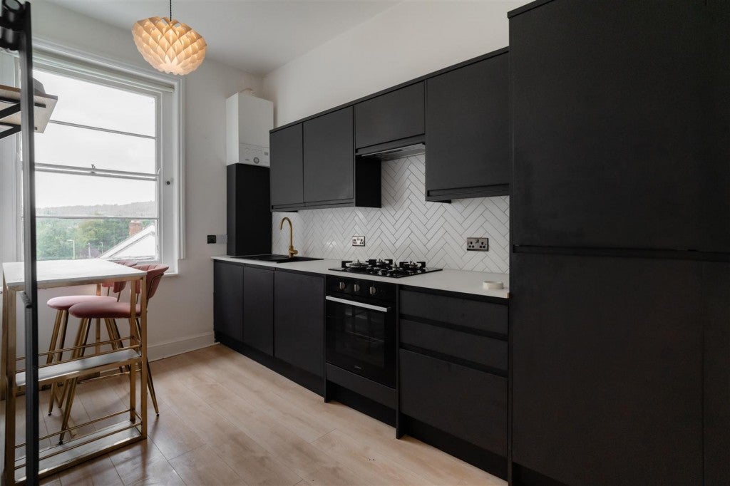 Flat Cudnall Street in Cheltenham