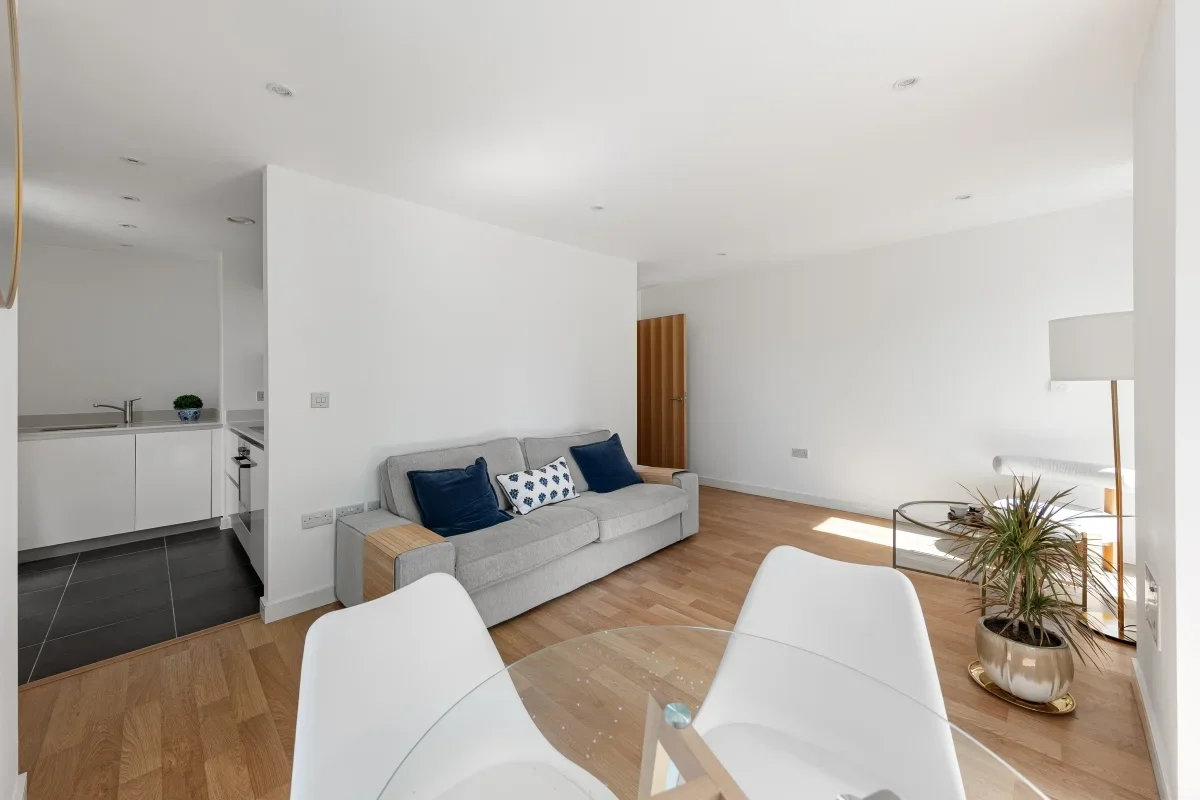 Flat Woodberry Grove in Greater London