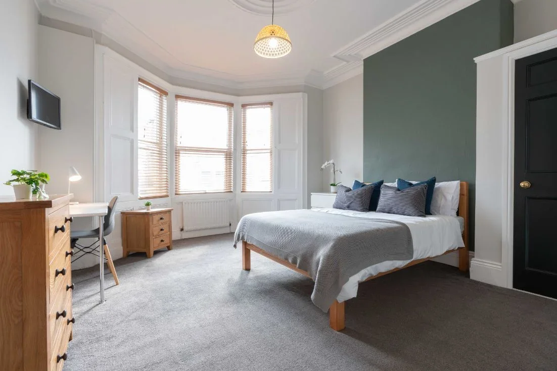 Room Doncaster Road in Newcastle upon Tyne