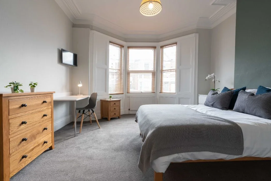 Room Doncaster Road in Newcastle upon Tyne