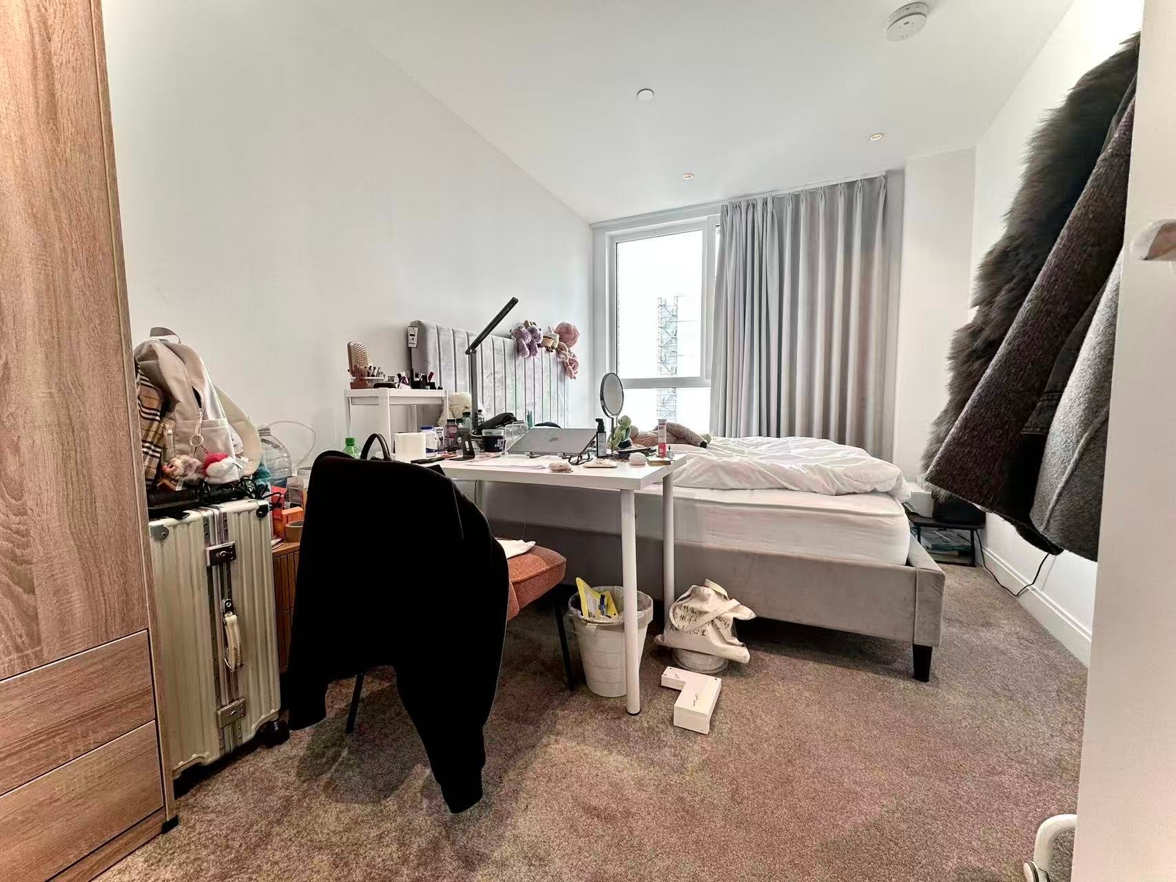 Flat Kennington Lane in Greater London