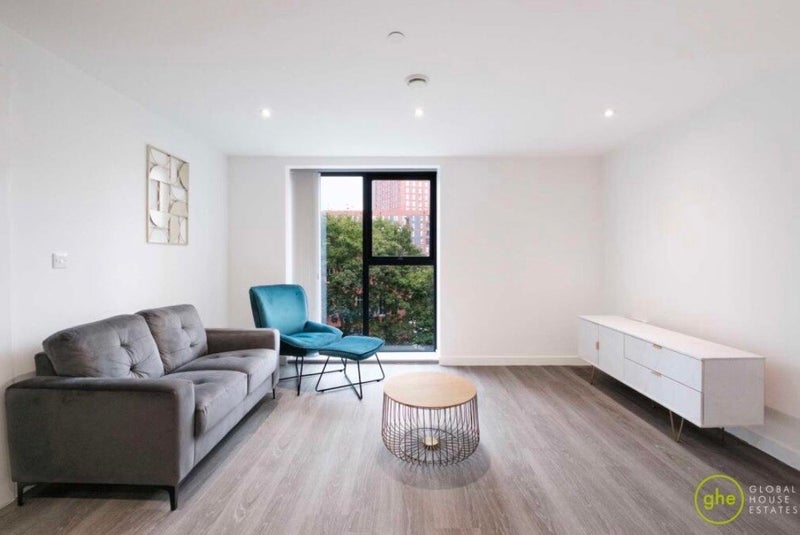 Room Woden Street in Salford
