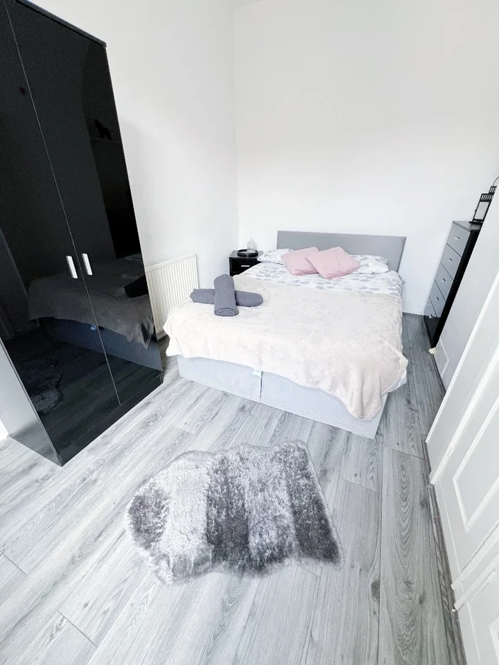 Room Springbank Road in Liverpool