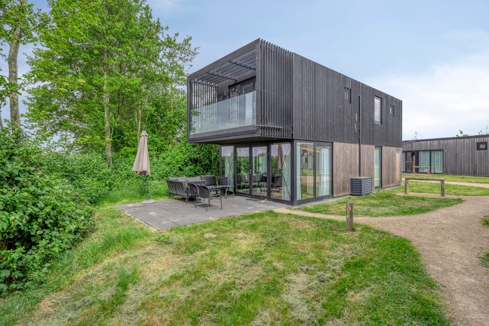 Huis Buitengronden 7 113 in Zwartewaal