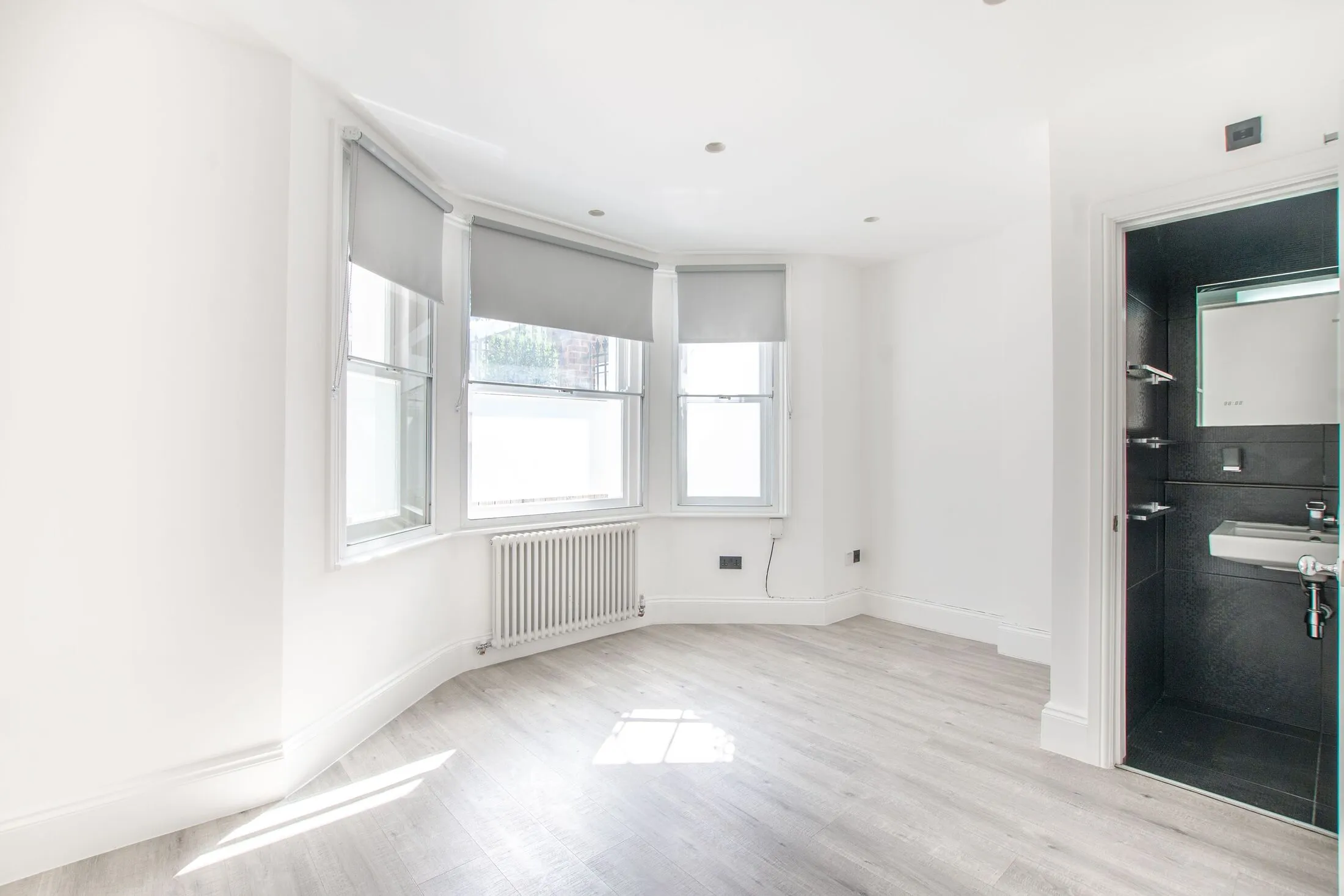Flat Ladbroke Grove in Greater London