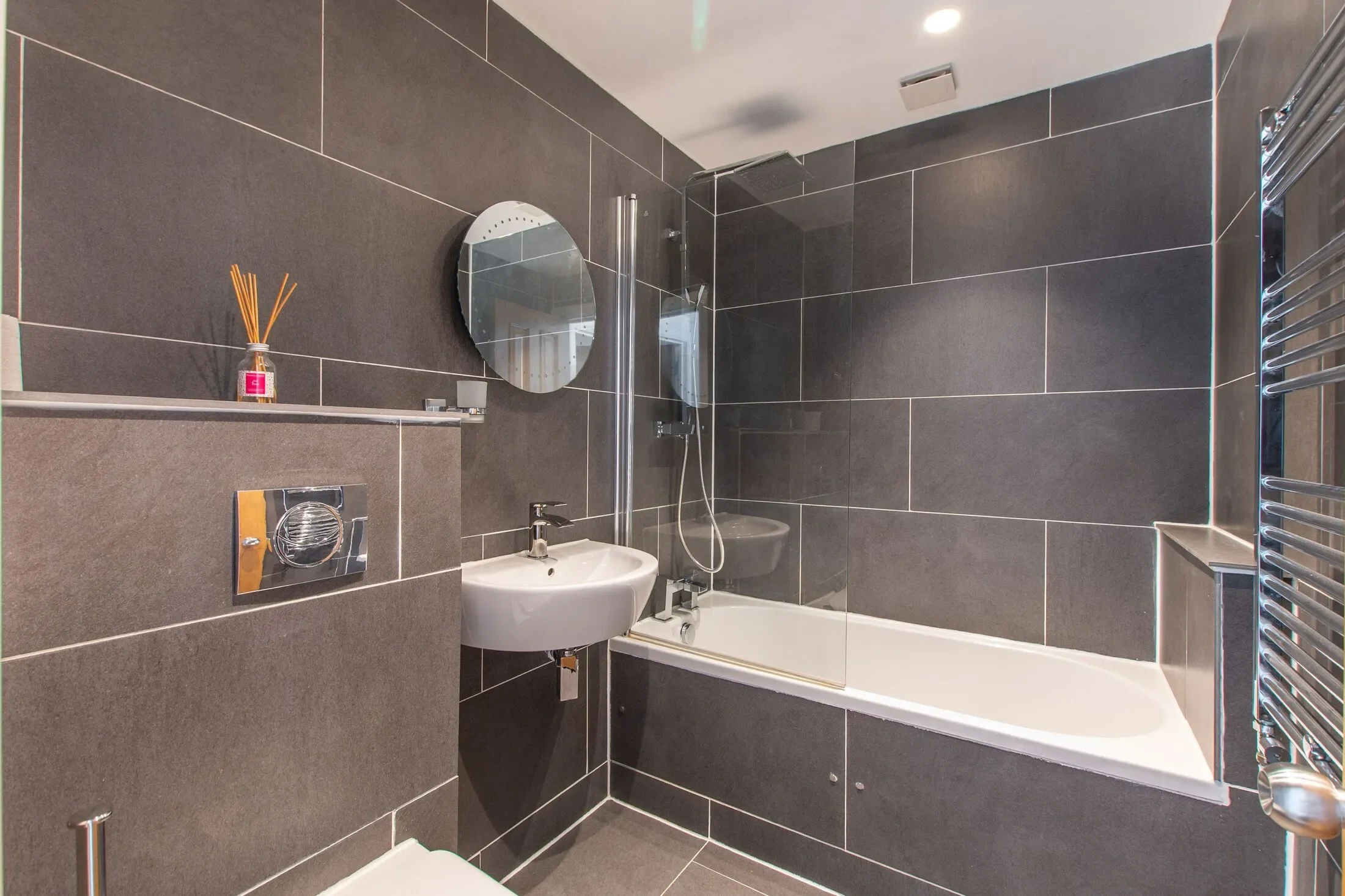 Flat Ladbroke Grove in Greater London