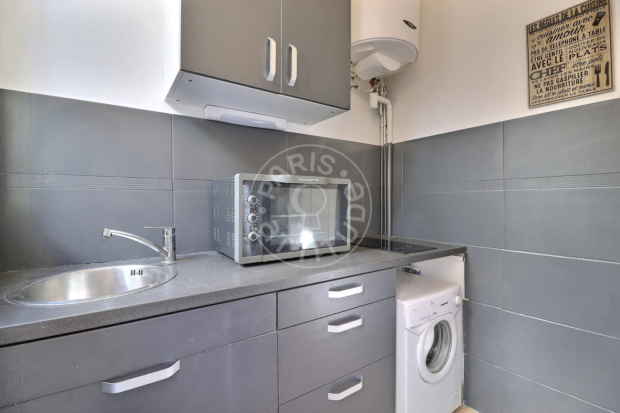 Flat Rue du Capitaine Madon in Paris