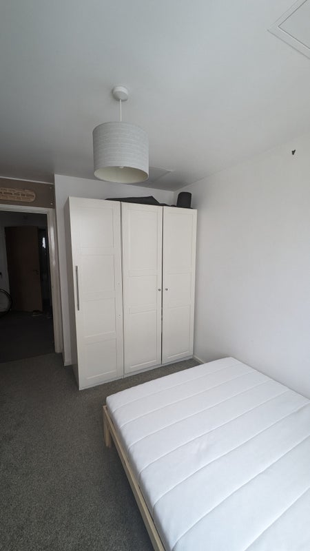 Room Lime Kiln Road in Bristol