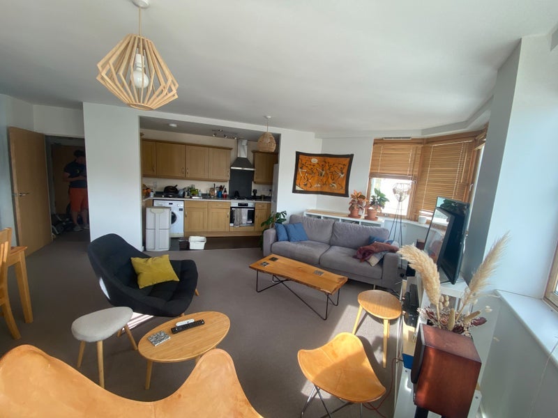 Room Lime Kiln Road in Bristol