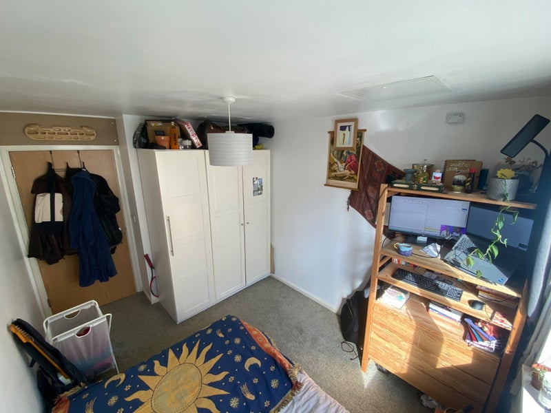 Room Lime Kiln Road in Bristol
