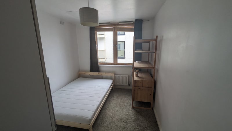 Room Lime Kiln Road in Bristol