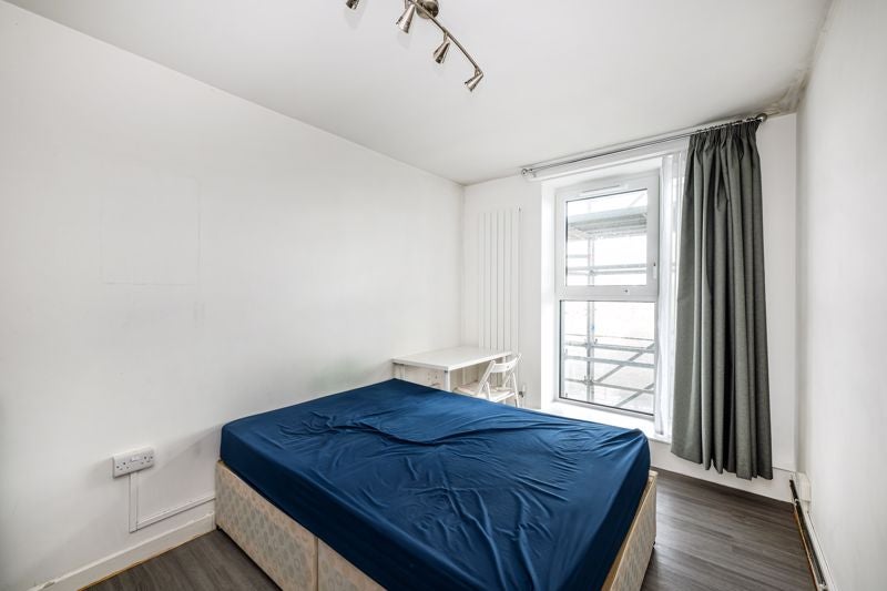 Flat Tobin Close in Greater London