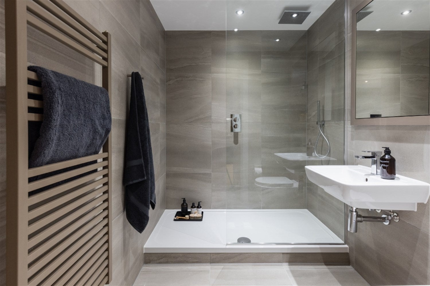 Flat McEwan Square in City of Edinburgh