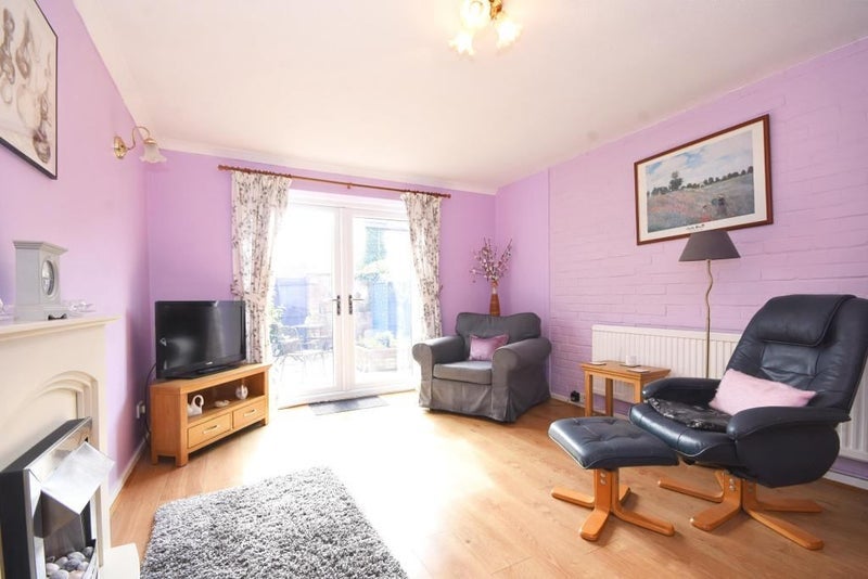 Room Ward Close in Basildon