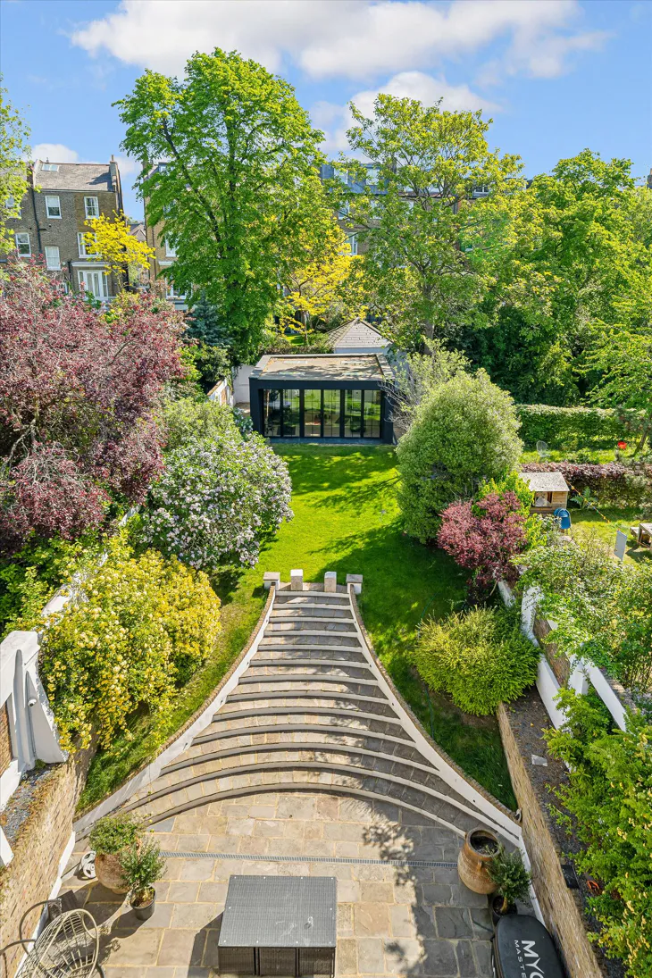 House Victoria Rise in Greater London