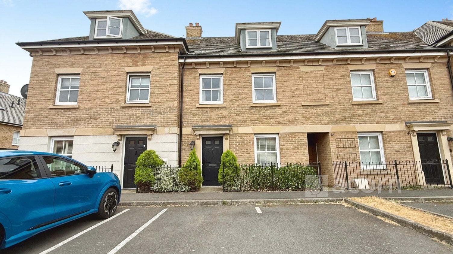 House Rainbow Road in Greater London