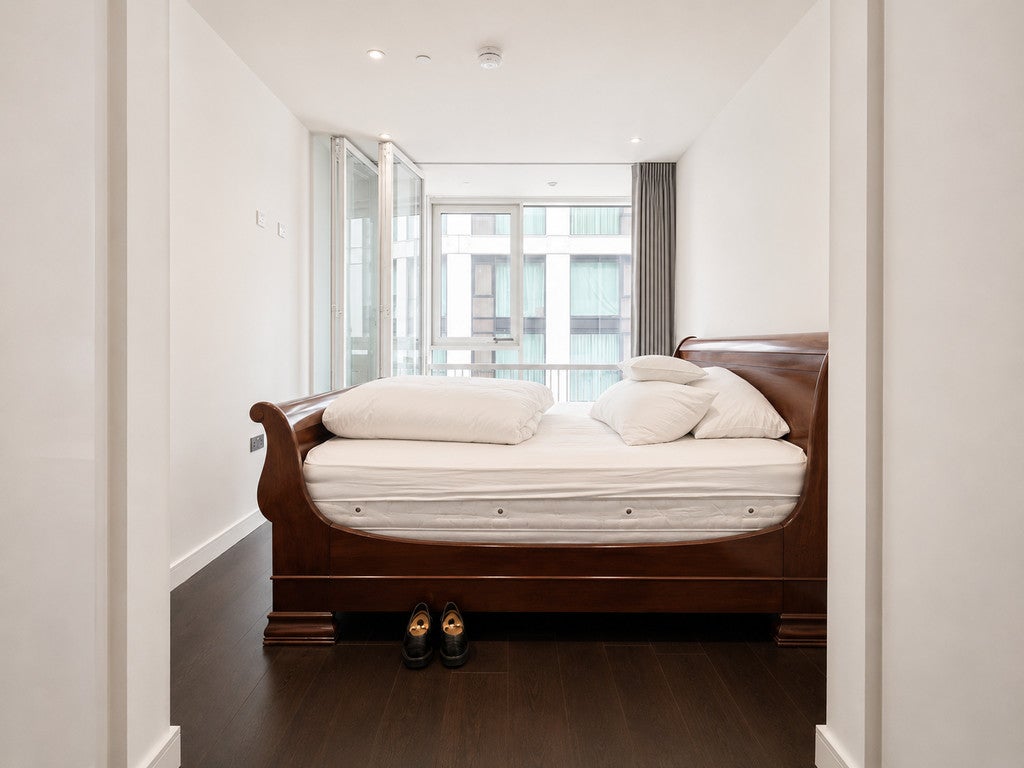 Flat Casson Street in London