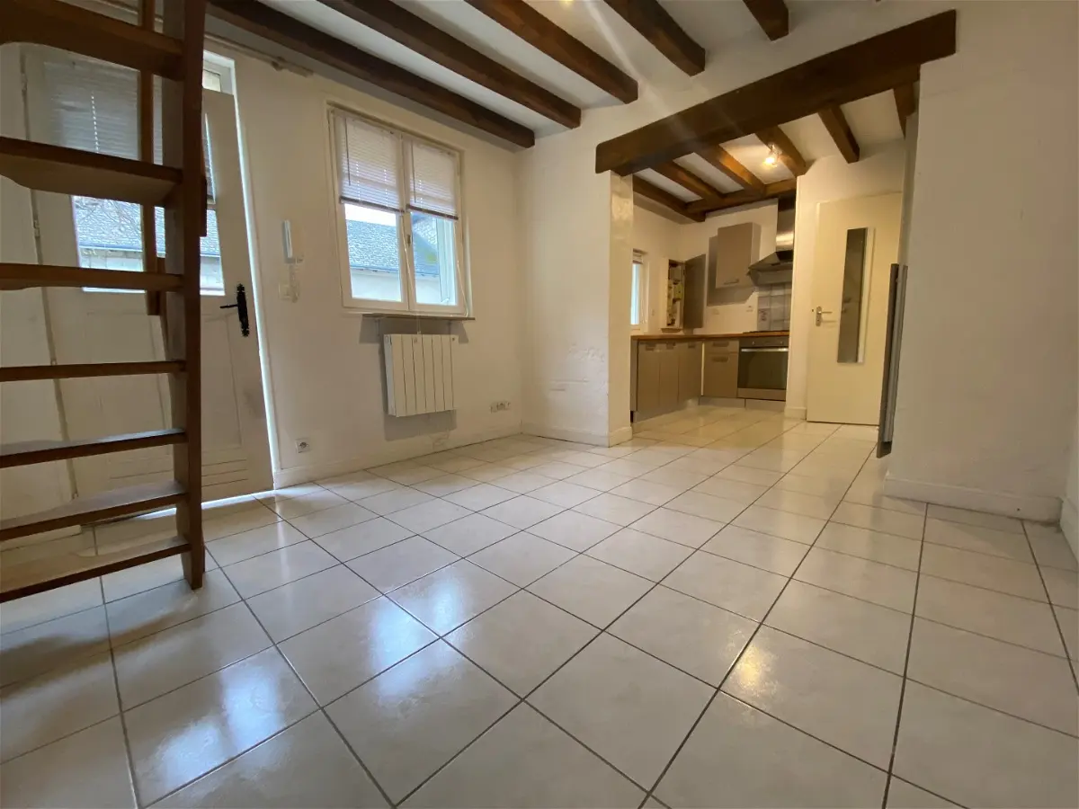 Flat D 176 in Montrichard Val de Cher