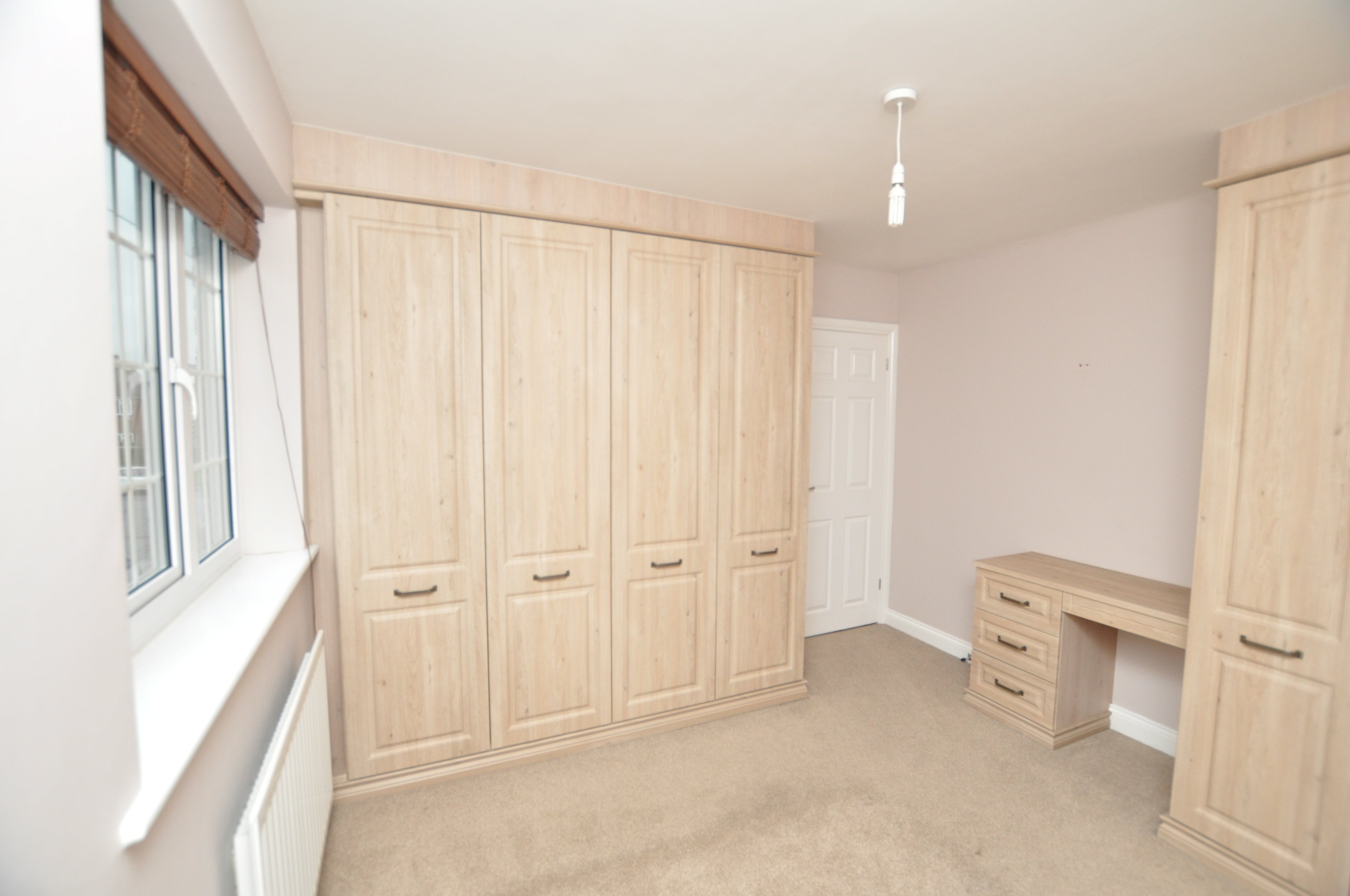 Flat Ely Place in Guildford