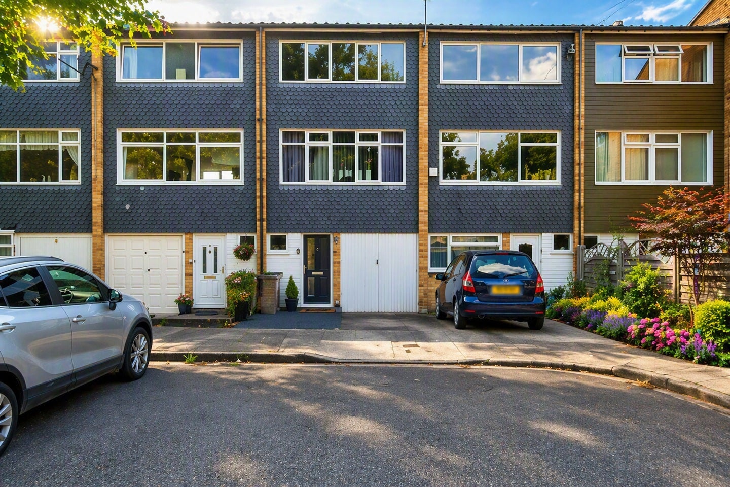 House Cornell Close in Greater London