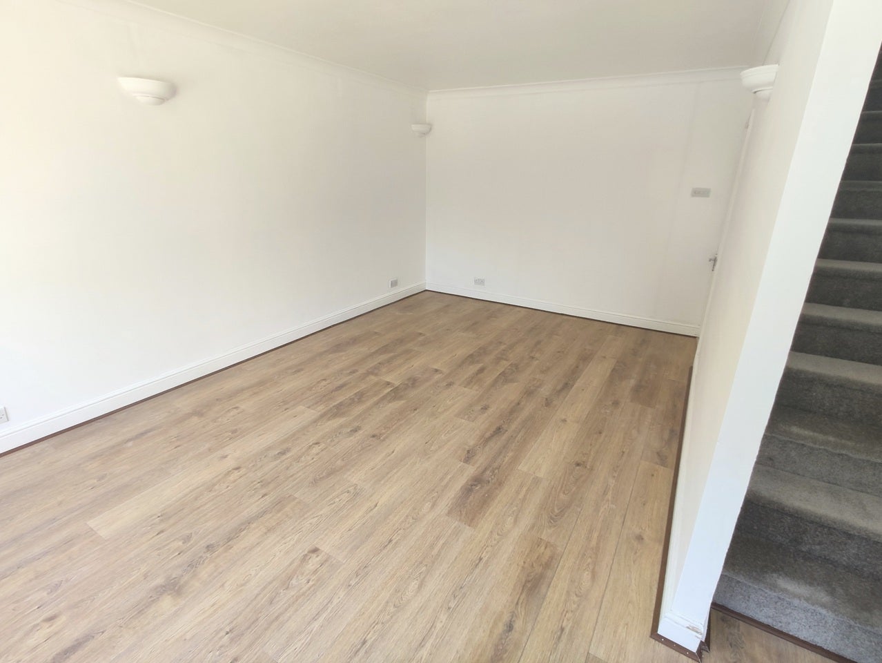 House Cornell Close in Greater London