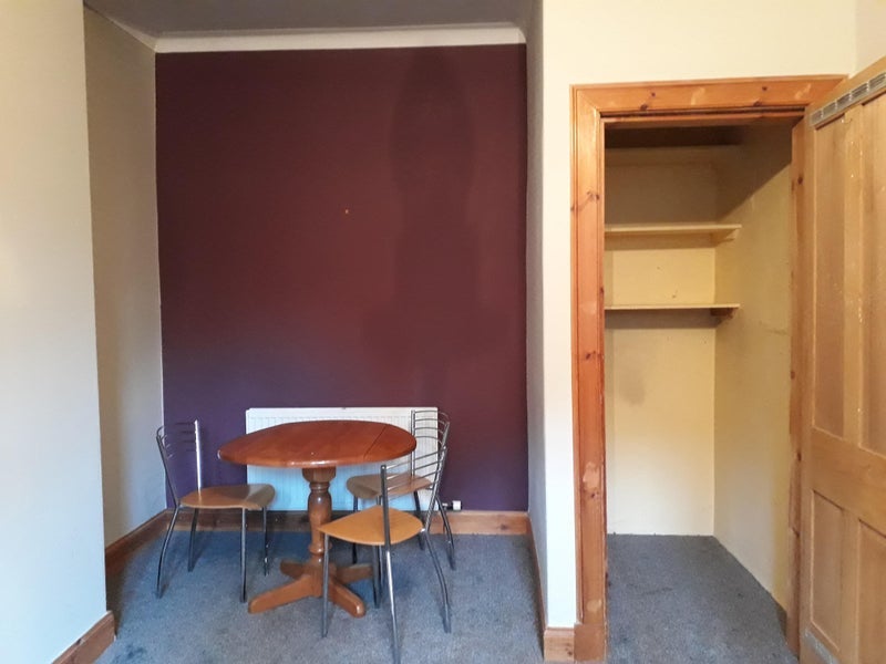Flat Wheatfield Street in City of Edinburgh