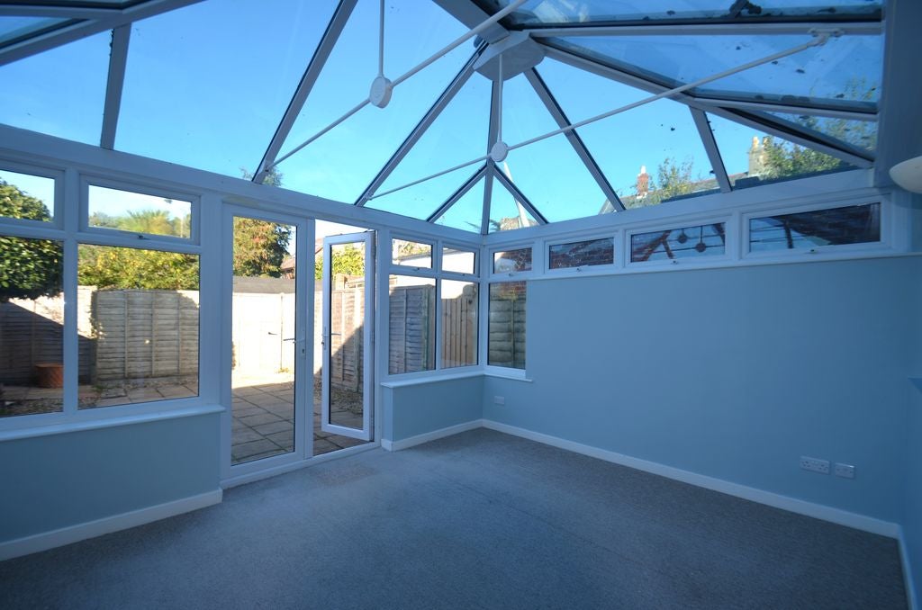 House Buccaneers Close in Christchurch