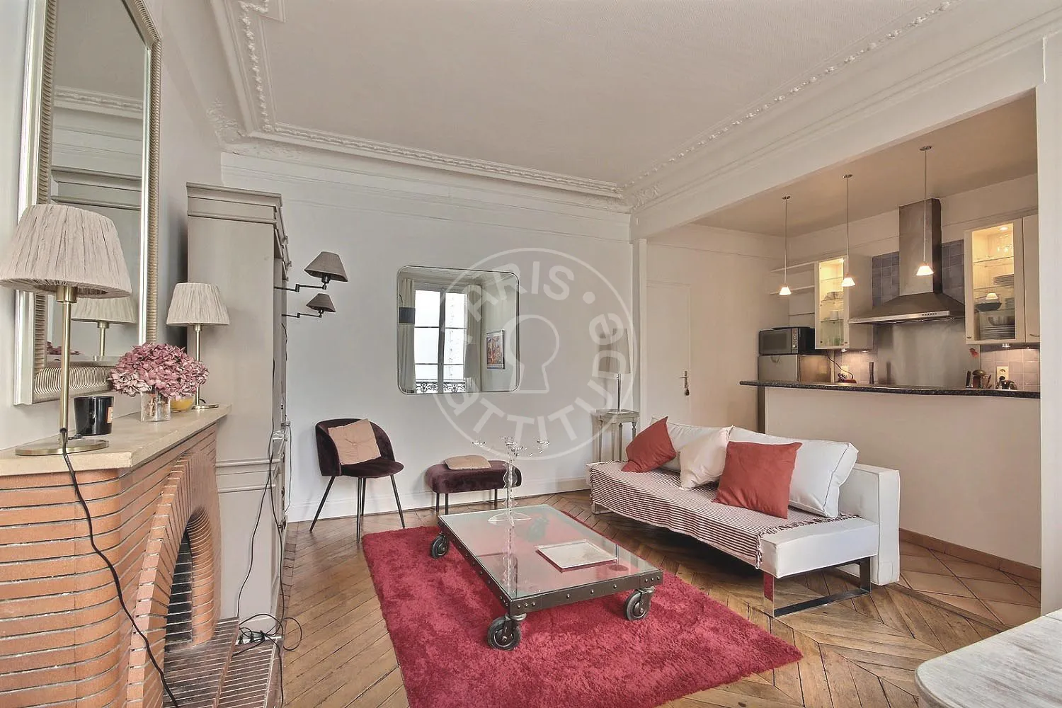Appartement Rue du Bourg l'Abbé à Paris