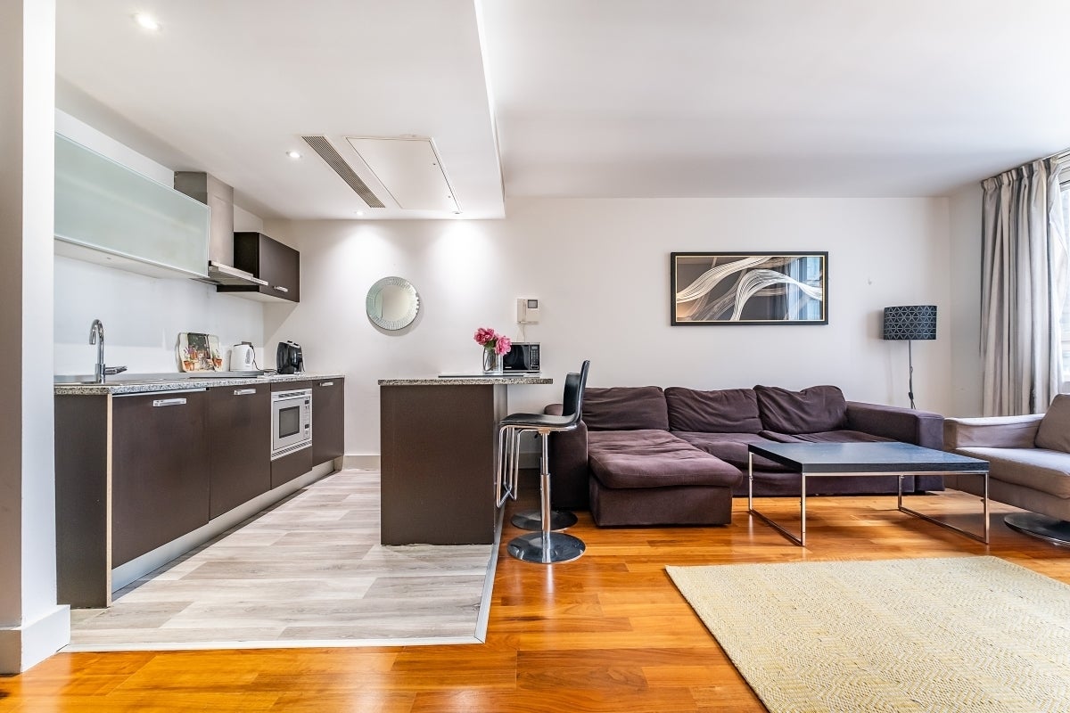 Flat Praed Street in City of Westminster