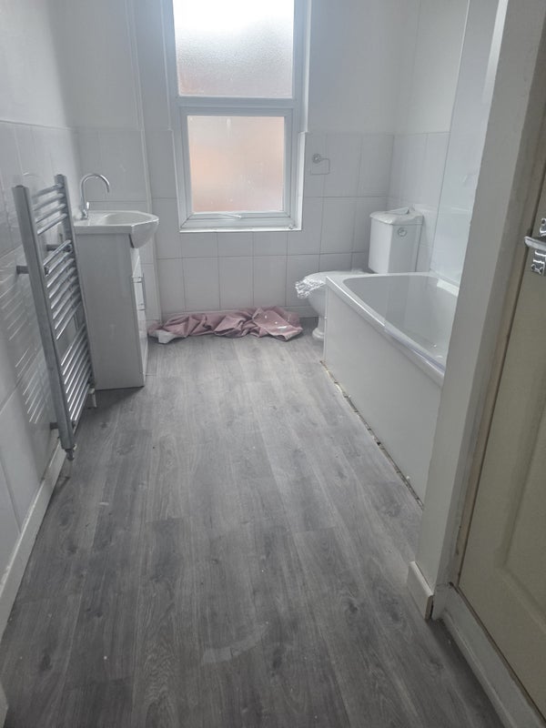 Room Back Hardman Street in Farnworth