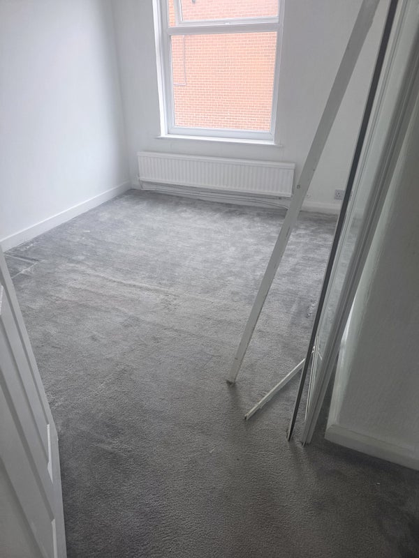 Room Back Hardman Street in Farnworth