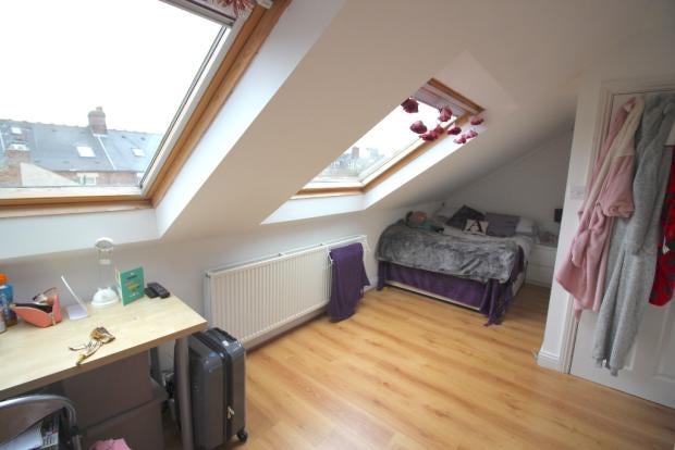 Flat Coniston Avenue in Newcastle upon Tyne