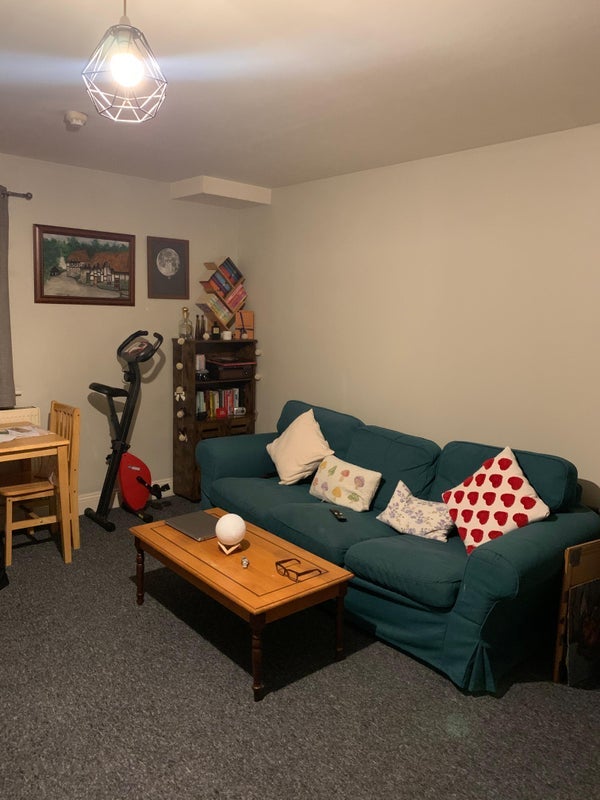 Room Norwood Road in Greater London