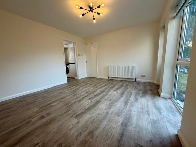 Flat Orchard Street in Chelmsford
