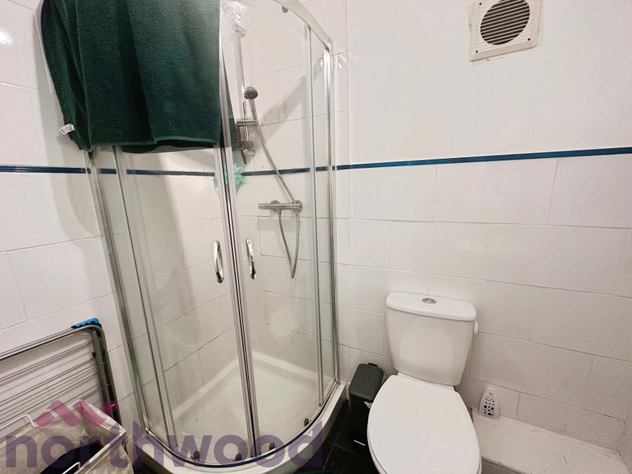 Flat Sankey Street in Warrington