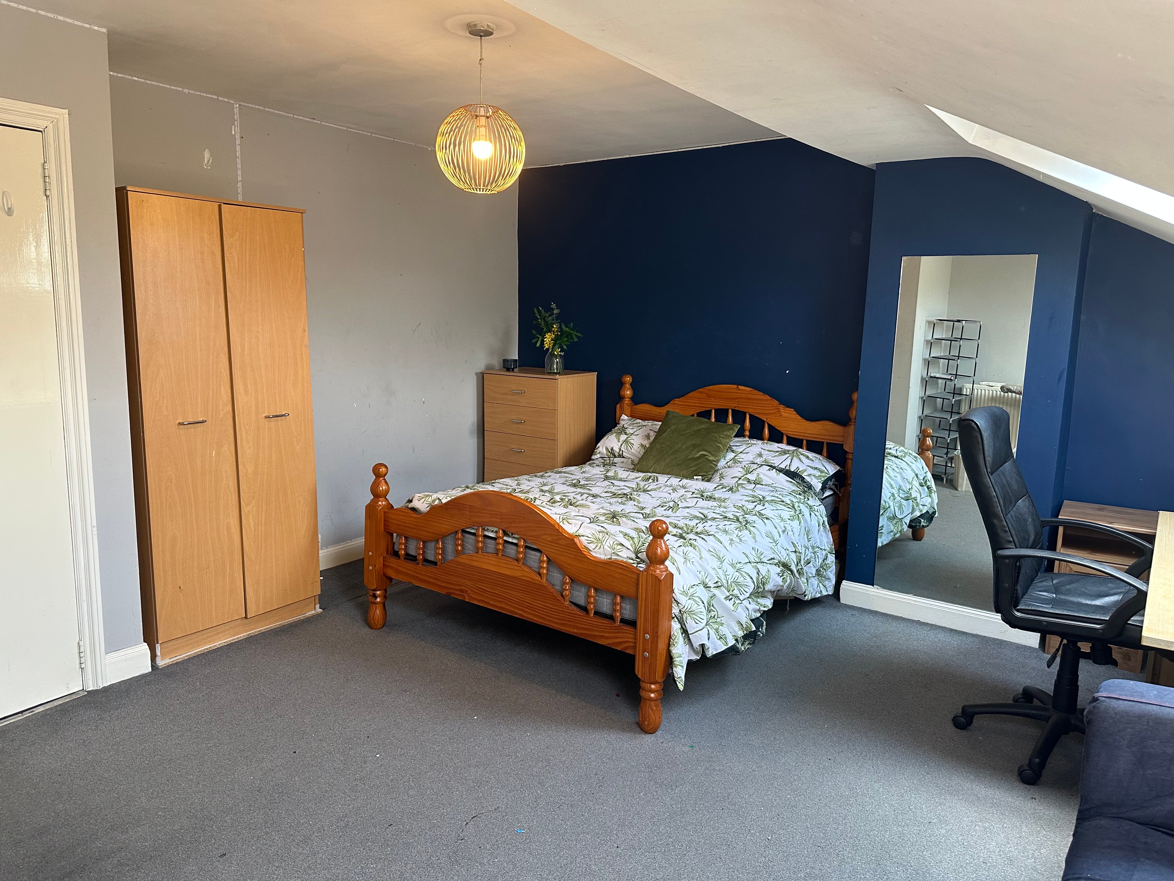 Flat Pershore Road in Birmingham