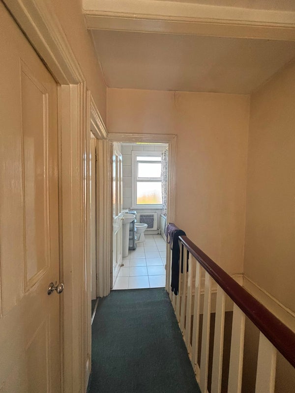 Room Lavender Hill in Greater London