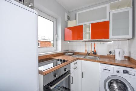 Flat St Johns Road in Greater London