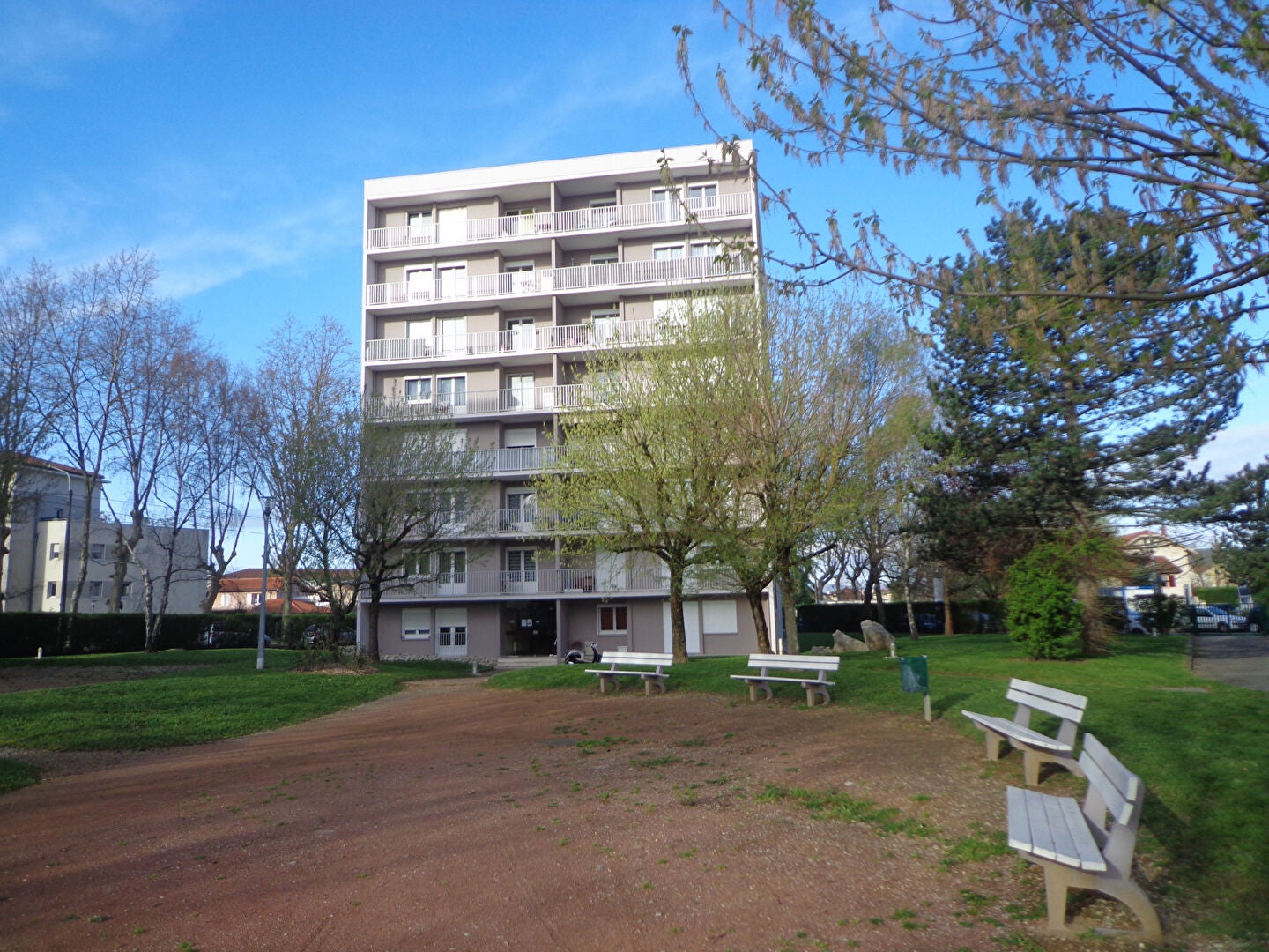 Appartement Avenue Victor Hugo à Rillieux-la-Pape