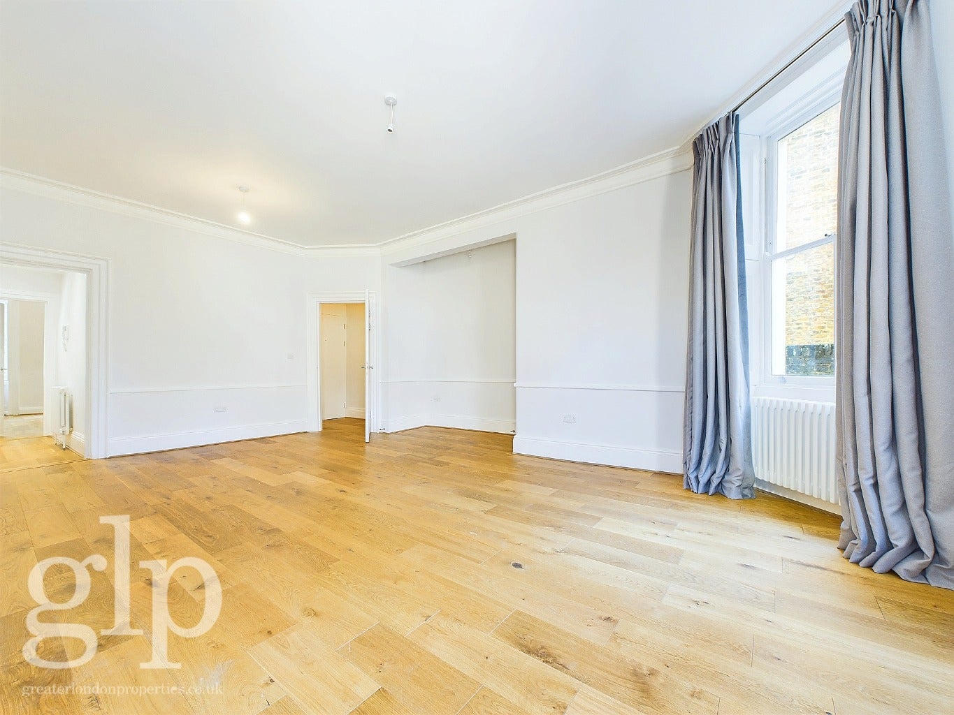 Flat Bloomsbury Place in Greater London