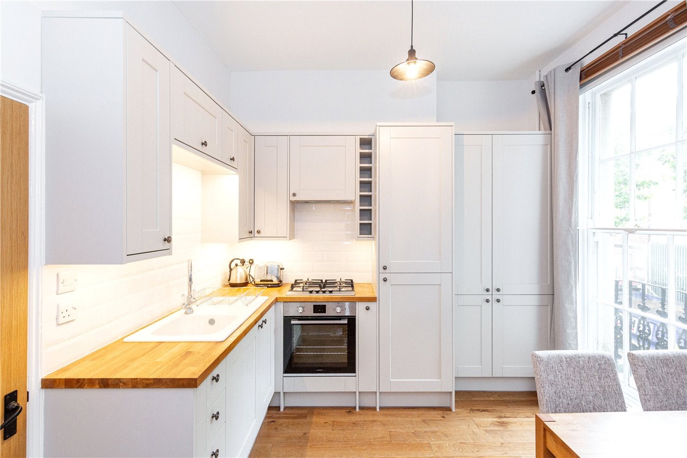 Flat Swinton Street in Greater London