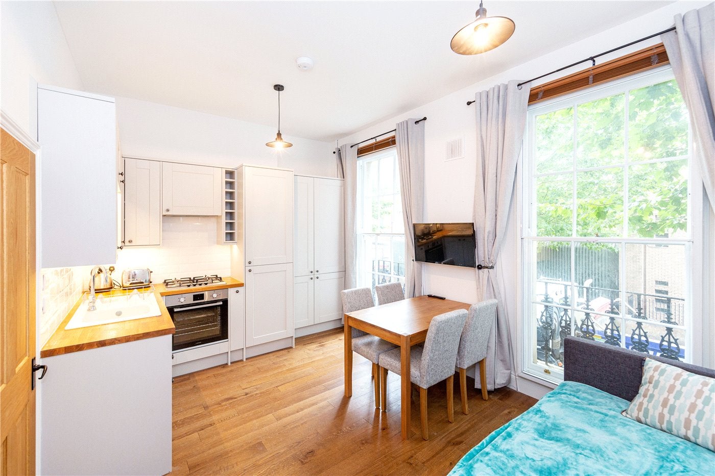 Flat Swinton Street in Greater London